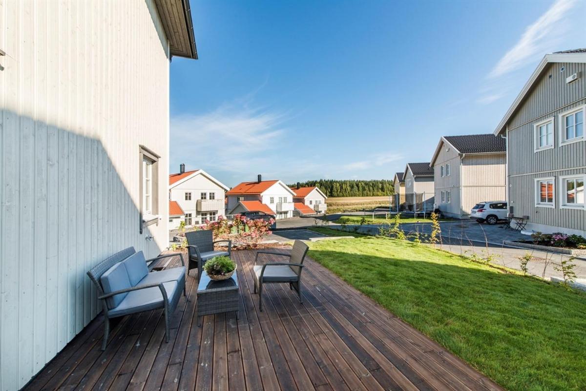 Villa Relax - Near Lillestrom, Ahus, Oslomet - Kjeller, Strommen, Lorenskog And Oslo Kültér fotó